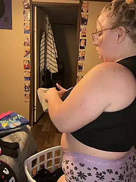 Blondiee x online show from March 20, 2025, 1:24 am