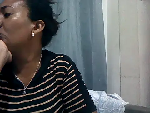 sexyladii online show from February 7, 2026, 4:59 pm