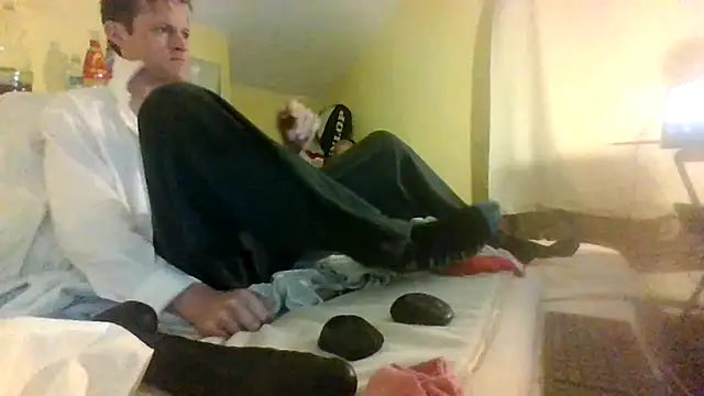 londonfuckwhore online show from December 2, 2024, 4:26 am