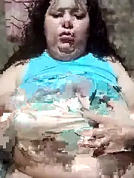 artemisabbw online show from November 18, 2025, 4:27 am