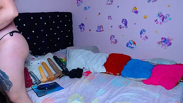 ShantalBlonde online show from October 26, 2025, 2:23 am