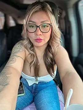 DIANITA 1988 online show from February 28, 2026, 6:07 pm