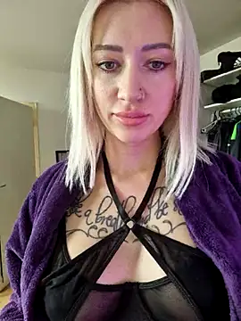 Snapshot of Fuck-Gina chatting on February 27, 2025, 1:28 pm Fuck-Gina online show from February 27, 2025, 1:28 pm
