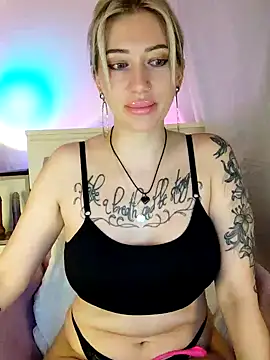 Fuck-Gina online show from April 17, 2026, 10:01 pm