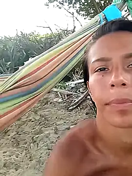 Snapshot of Luna-Natural chatting on September 30, 2025, 9:10 pm Luna-Natural online show from September 30, 2025, 9:10 pm