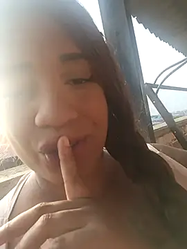 AbellaLizz online show from November 7, 2025, 11:59 am