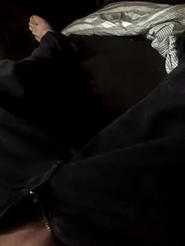 Snapshot of Pancho2213 chatting on December 23, 2025, 2:44 am Pancho2213 online show from December 23, 2025, 2:44 am