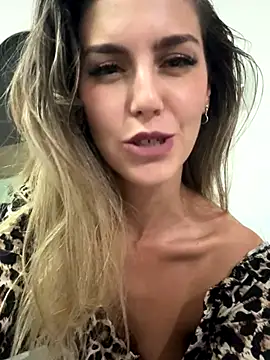 nicole 98 online show from November 13, 2025, 5:06 pm