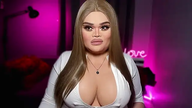 Snapshot of KarolinaThompson chatting on March 4, 2026, 5:15 am KarolinaThompson online show from March 4, 2026, 5:15 am