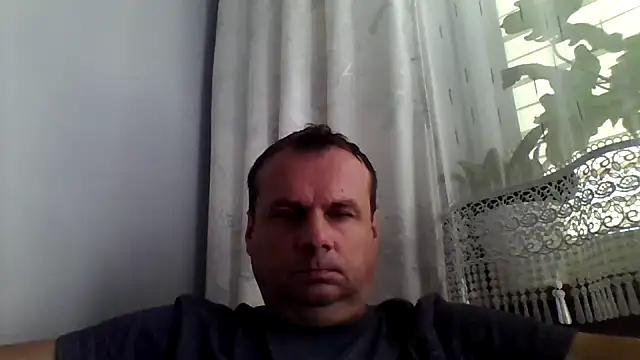 Snapshot of grzes19763 chatting on June 19, 2026, 9:26 am grzes19763 online show from June 19, 2026, 9:26 am