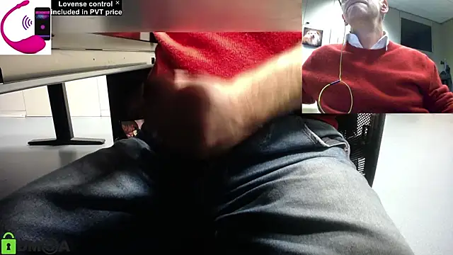 pliko online show from October 31, 2025, 3:52 pm