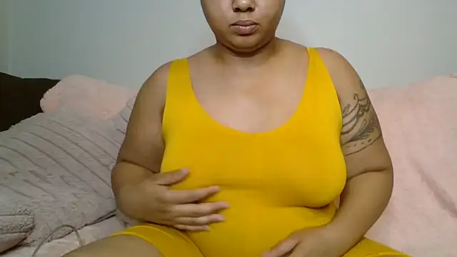 beautylovess online show from September 21, 2025, 1:55 am