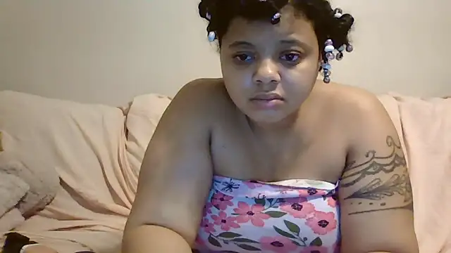 beautylovess online show from May 15, 2026, 11:25 pm