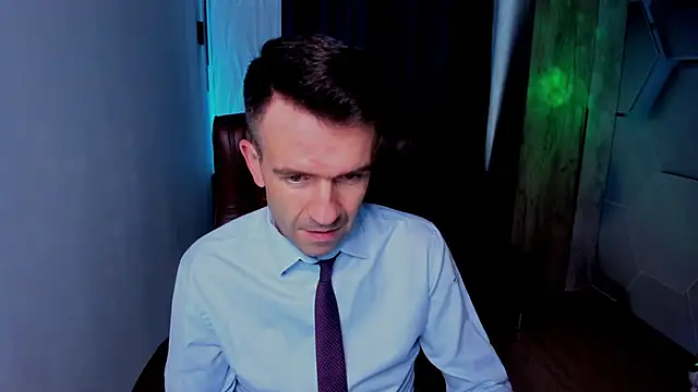 SteveTiger online show from November 11, 2025, 11:38 am