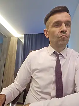 Snapshot of SteveTiger chatting on September 25, 2025, 2:01 pm SteveTiger online show from September 25, 2025, 2:01 pm