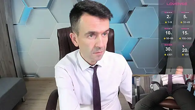 Snapshot of SteveTiger chatting on February 3, 2026, 11:59 am SteveTiger online show from February 3, 2026, 11:59 am