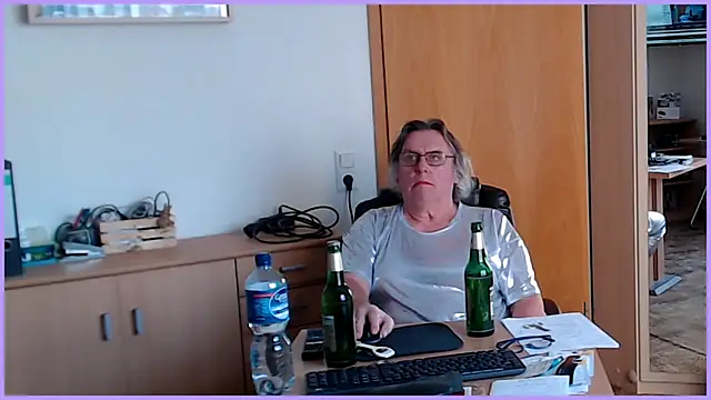 Sissygera online show from February 26, 2026, 11:32 am