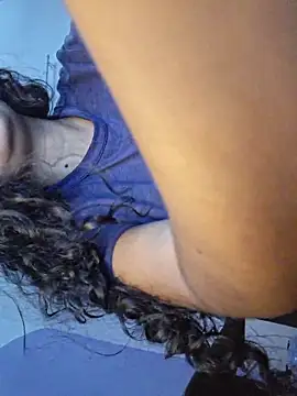 blerstefan1 online show from April 14, 2026, 12:21 pm