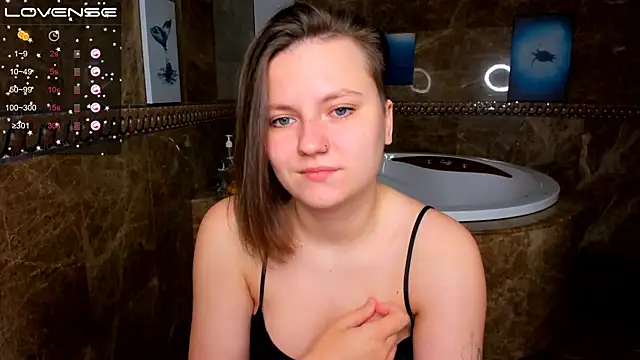 MelindaTin online show from November 8, 2025, 12:36 am