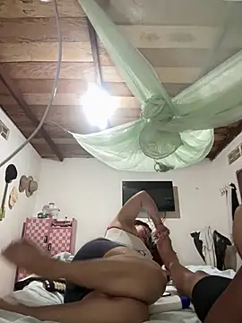 Ixchel Anaid online show from November 3, 2025, 12:49 am