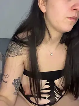 Snapshot of joeystaciee chatting on June 11, 2026, 12:32 am joeystaciee online show from June 11, 2026, 12:32 am
