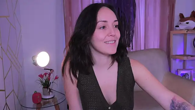 molly marmalade  online show from October 21, 2025, 2:27 pm