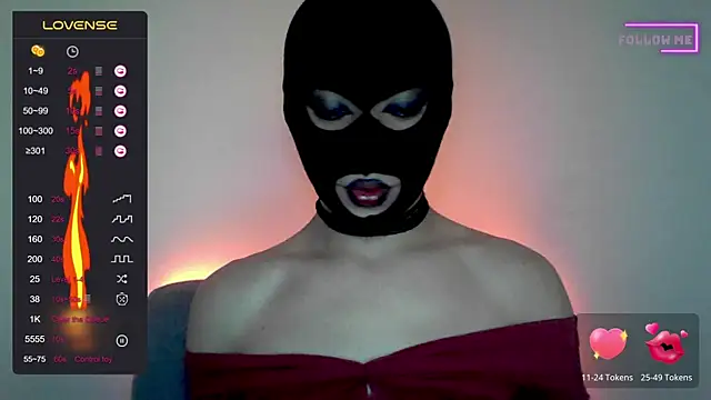 Bigfemblue online show from April 6, 2026, 8:32 pm