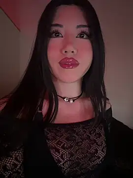 Amanita Bloom online show from January 10, 2026, 6:09 am