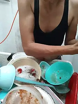 Bombonsexyxh online show from July 15, 2026, 9:33 pm