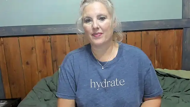 Snapshot of lisaxlovexxx chatting on September 20, 2025, 3:17 pm lisaxlovexxx online show from September 20, 2025, 3:17 pm