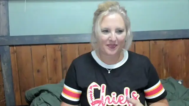 Snapshot of lisaxlovexxx chatting on September 21, 2025, 4:34 pm lisaxlovexxx online show from September 21, 2025, 4:34 pm