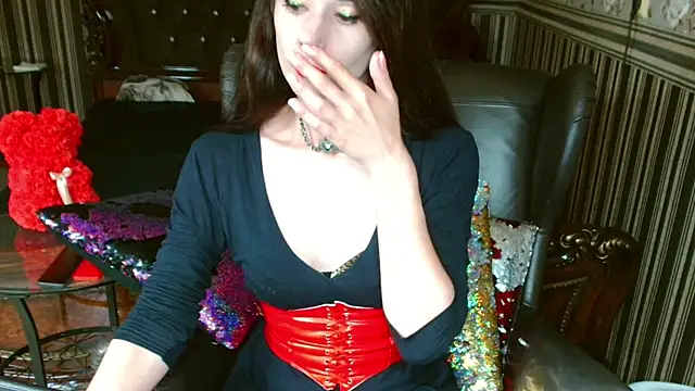 Snapshot of VictoryVega chatting on July 6, 2026, 3:47 pm VictoryVega online show from July 6, 2026, 3:47 pm