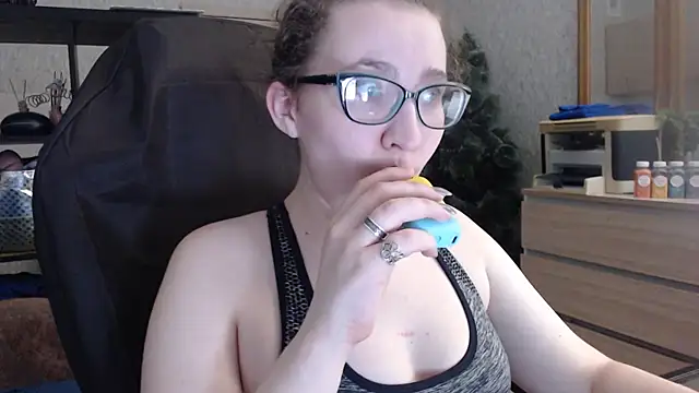 AnKey Rayah online show from February 12, 2025, 1:59 pm