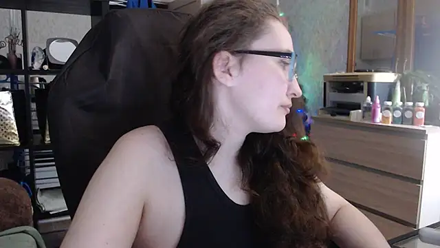 AnKey Rayah online show from February 7, 2025, 1:47 am