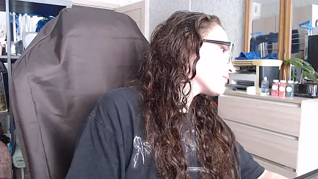 AnKey Rayah online show from January 31, 2025, 5:51 am