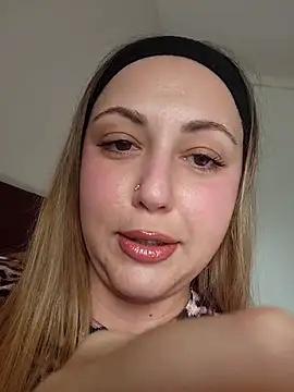 Snapshot of sofiabichota chatting on April 26, 2026, 3:42 pm sofiabichota online show from April 26, 2026, 3:42 pm