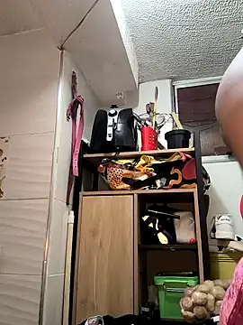 paola091 online show from October 3, 2025, 1:56 pm