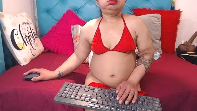 Snapshot of SARAWILLS chatting on September 19, 2025, 1:48 pm SARAWILLS online show from September 19, 2025, 1:48 pm