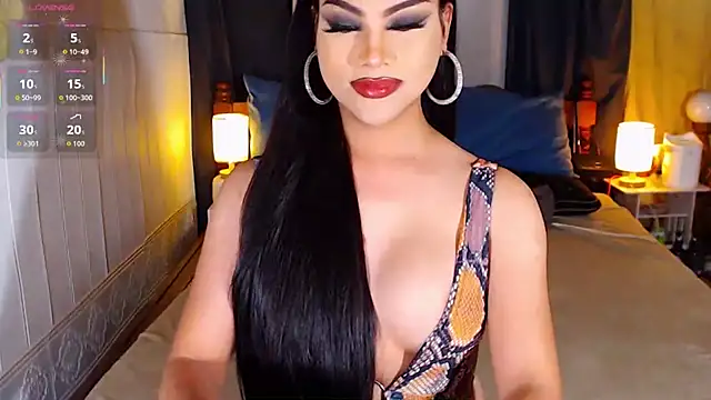 Snapshot of UrsexiestTammy chatting on September 19, 2025, 6:34 pm UrsexiestTammy online show from September 19, 2025, 6:34 pm