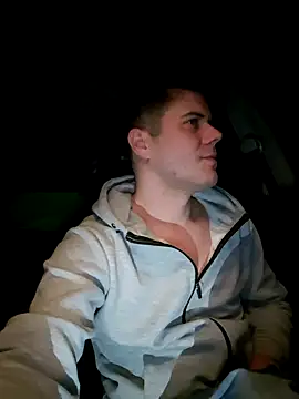 RiskyBoyMike online show from January 26, 2025, 6:06 pm