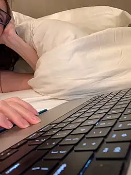 PreciousKittyXO online show from February 7, 2025, 6:34 pm