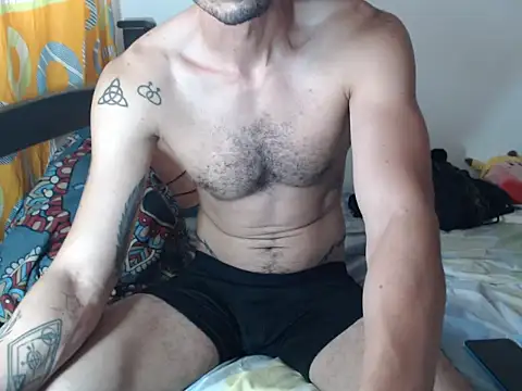 alisterxxx online show from December 3, 2025, 7:02 pm