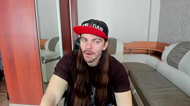 Marrymepls online show from March 30, 2026, 4:47 am