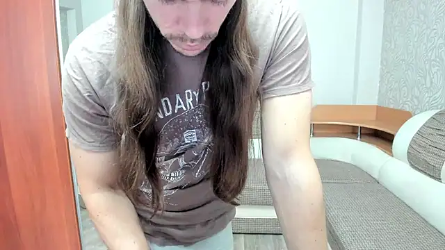 Marrymepls online show from October 12, 2025, 5:20 am