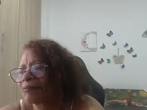 BustyMilf  online show from February 26, 2025, 6:04 pm