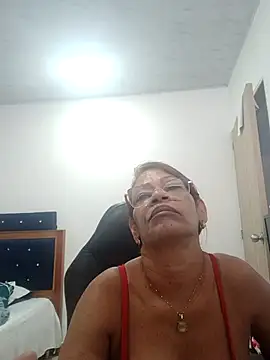 Snapshot of BustyMilf_ chatting on October 17, 2025, 1:13 pm BustyMilf online show from October 17, 2025, 1:13 pm