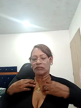 Snapshot of BustyMilf_ chatting on October 19, 2025, 4:21 pm BustyMilf online show from October 19, 2025, 4:21 pm