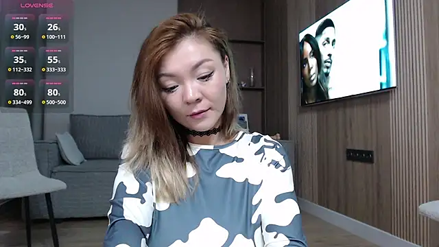 Nyx Lina online show from April 23, 2026, 5:47 am
