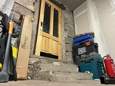 ManAndWoman123 online show from September 28, 2025, 7:43 pm