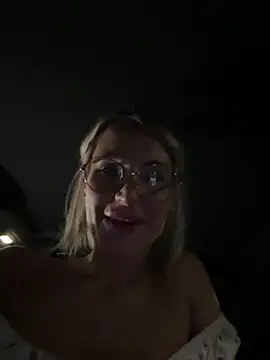 jasminesummer online show from February 4, 2025, 10:55 pm
